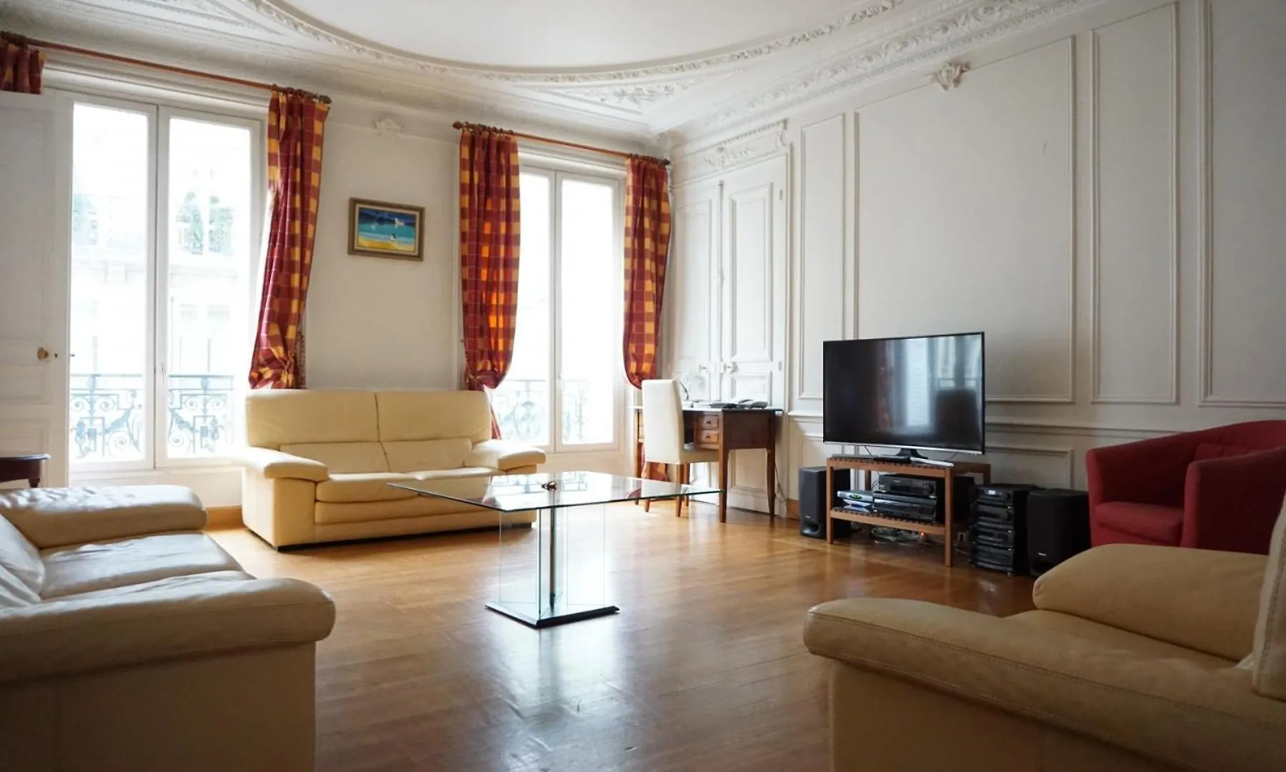 Avenue D'iena - 16 شقة *
